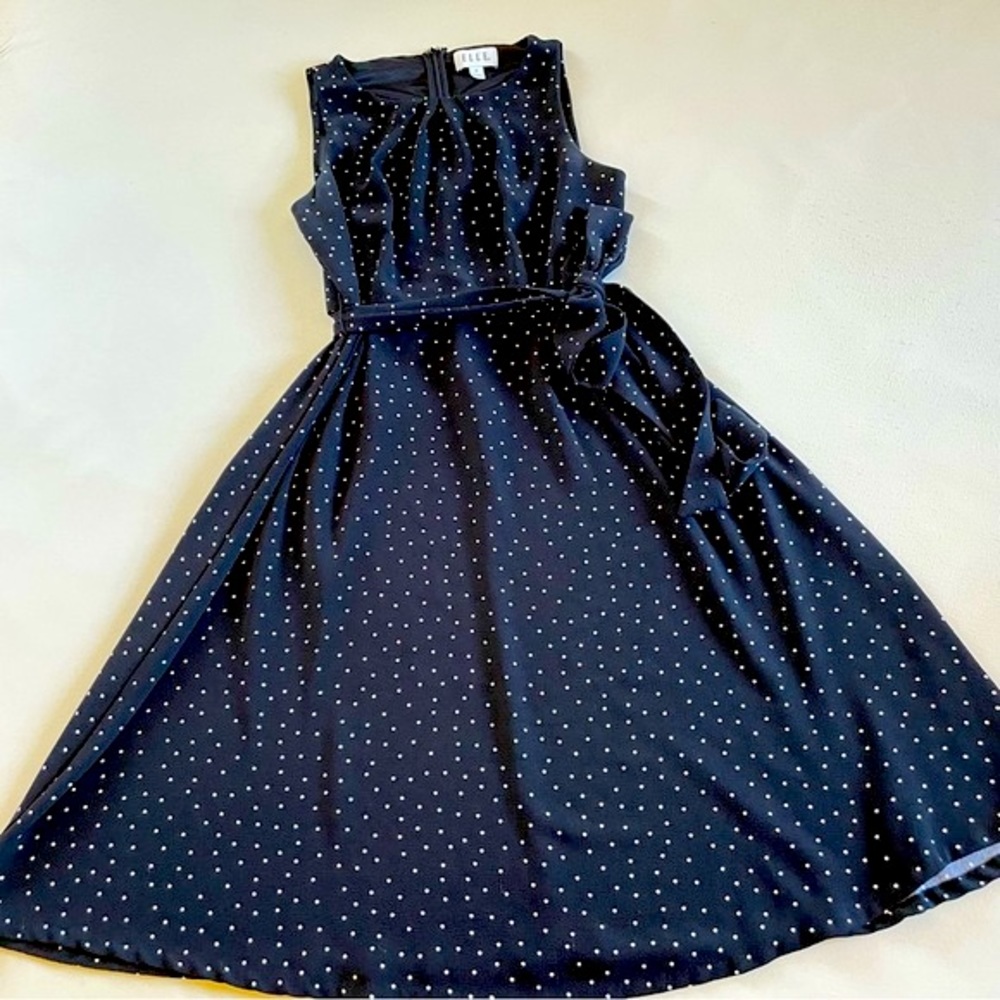 Elle polka dot dress size 10 rockabilly style knee length little black dress